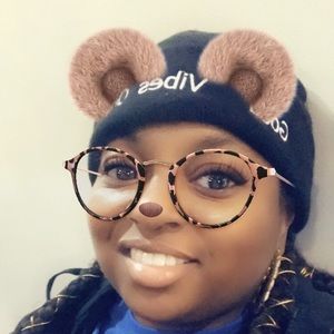 Meet your Posher, Diana